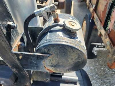 Mack MR690S Radiator Overflow Bottle / Surge Tank