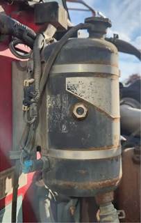 Peterbilt 335 Radiator Overflow Bottle / Surge Tank