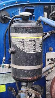 Peterbilt 337 Radiator Overflow Bottle / Surge Tank