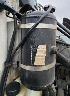Peterbilt 340 Radiator Overflow Bottle / Surge Tank