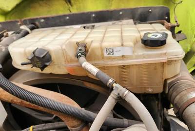 Peterbilt 348 Radiator Overflow Bottle / Surge Tank