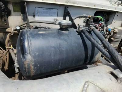 Peterbilt 379 Radiator Overflow Bottle / Surge Tank