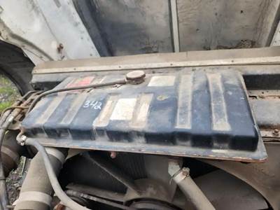 Peterbilt 379 Radiator Overflow Bottle / Surge Tank