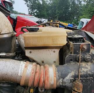 Peterbilt 384 Radiator Overflow Bottle / Surge Tank