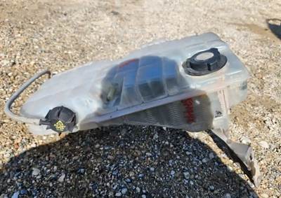 Peterbilt 386 Radiator Overflow Bottle / Surge Tank