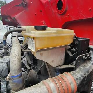 Peterbilt 567 Radiator Overflow Bottle / Surge Tank