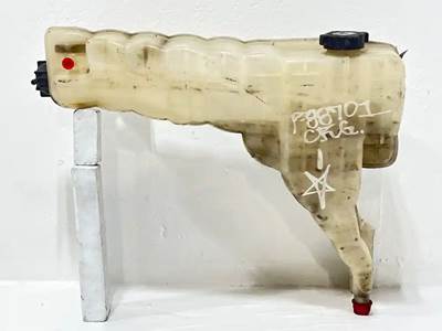 Peterbilt 579 Radiator Overflow Bottle / Surge Tank