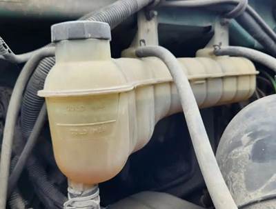 Sterling L9500 Radiator Overflow Bottle / Surge Tank