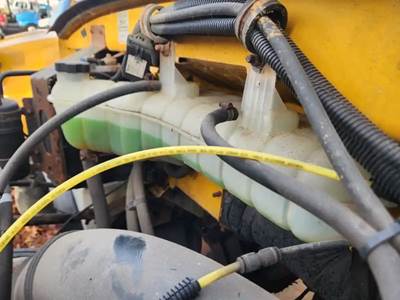 Sterling LT8500 Radiator Overflow Bottle / Surge Tank