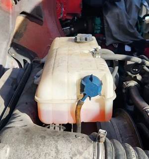 Volvo VNL Radiator Overflow Bottle / Surge Tank
