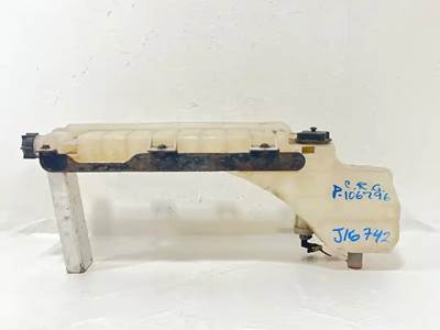 Volvo VNL Radiator Overflow Bottle / Surge Tank