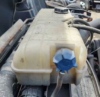 Volvo VNL Radiator Overflow Bottle / Surge Tank