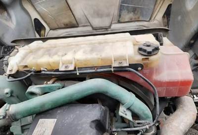 Volvo VNL Radiator Overflow Bottle / Surge Tank
