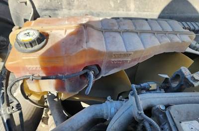 Western Star 5700 Radiator Overflow Bottle / Surge Tank