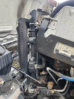 Ford F-750 Radiator