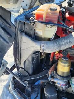 Freightliner Cascadia 113 Radiator