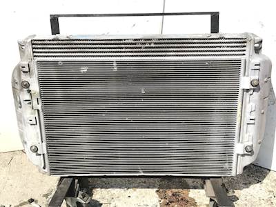 Freightliner Cascadia 125 Radiator