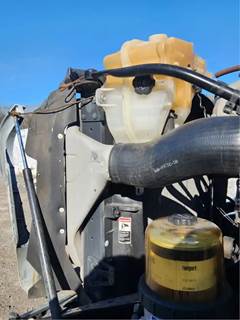 Freightliner Cascadia 125 Radiator