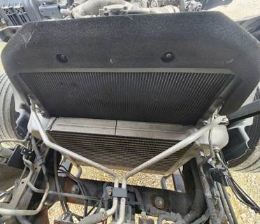 Hino 195 Radiator