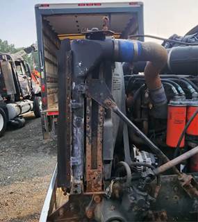 Mack CH613 Radiator