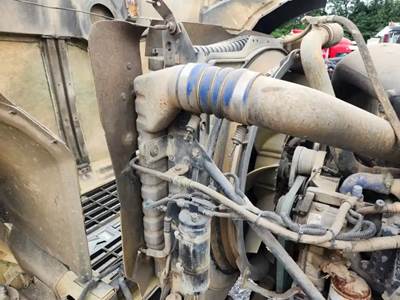 Mack CHN613 Radiator