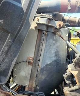 Mack DM688S Radiator