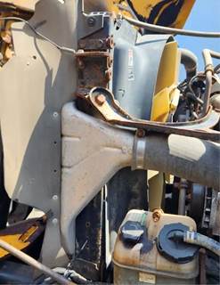 Sterling L9500 Radiator