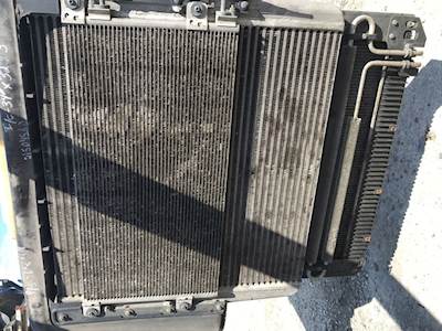 Volvo VNL Radiator