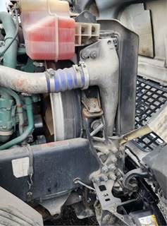 Volvo VNL Radiator
