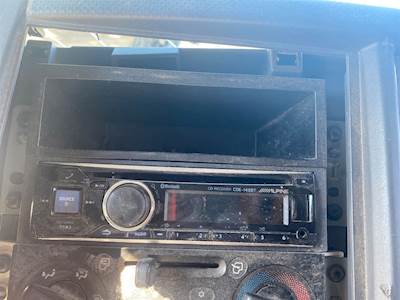 Chevrolet 4500 Radio for a 2016 Chevrolet 4500/4500HD