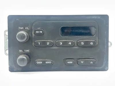 Chevrolet C7500 Radio