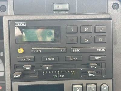 Chevrolet C7500 Radio