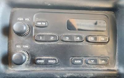 Chevrolet C7500 Radio
