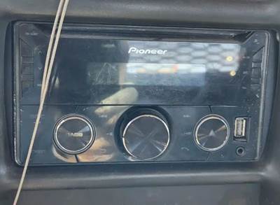 Chevrolet C8500 Radio