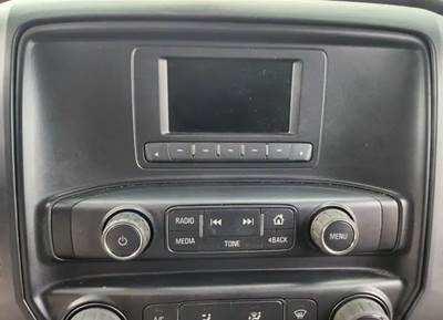 Chevrolet Silverado 5500HD Radio
