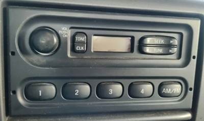 Ford F-550 Radio