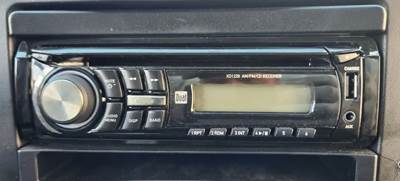 Ford F-650 Radio