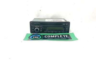 Freightliner 114SD Radio