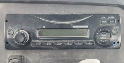 Freightliner 114SD Radio