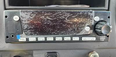 Freightliner B2 Radio