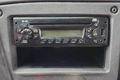 Freightliner Cascadia 113 Radio