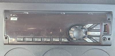 Freightliner Cascadia 116 Radio for a 2019 Freightliner Cascadia 116 Day Cab