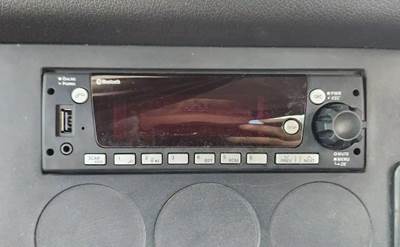 Freightliner Cascadia 116 Radio for a 2019 Freightliner Cascadia 116 Day Cab