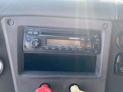 Freightliner Cascadia 125 Radio