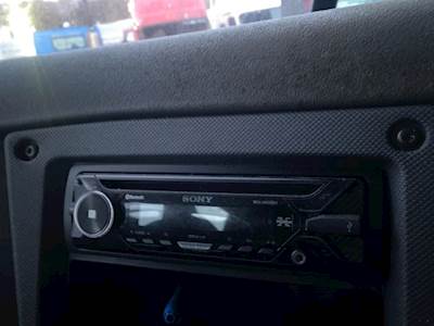 Freightliner Cascadia 125 Radio