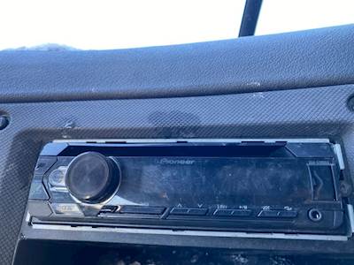 Freightliner Cascadia 125 Radio
