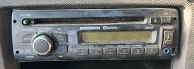 Freightliner Cascadia 125 Radio