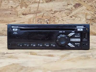 Freightliner Cascadia 125 Radio