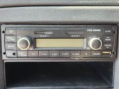 Freightliner Cascadia 125 Radio
