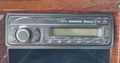Freightliner Cascadia 125 Radio